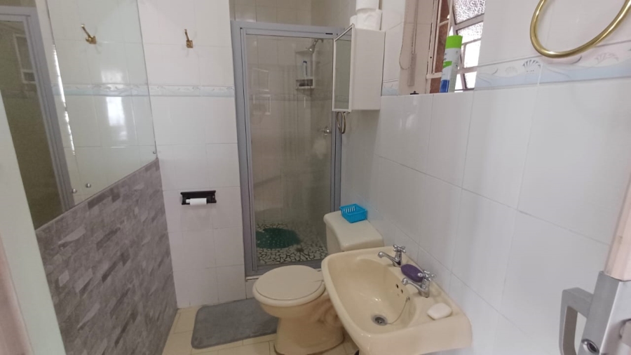 5 Bedroom Property for Sale in Vanes Estate Eastern Cape